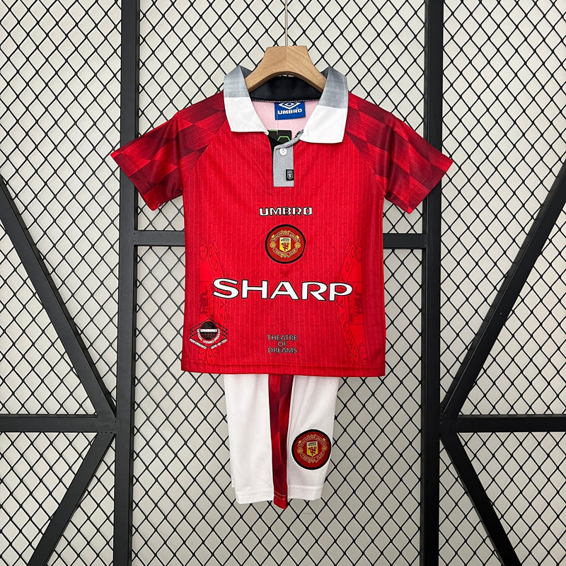 MANCHESTER UNITED I 96/97 KIT INFANTIL (RETRÔ)