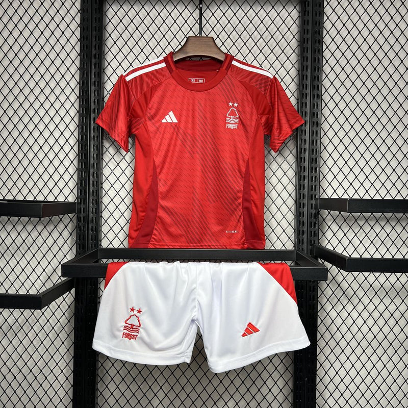 CONJUNTO INFANTIL NOTTINGHAM FOREST I 24/25