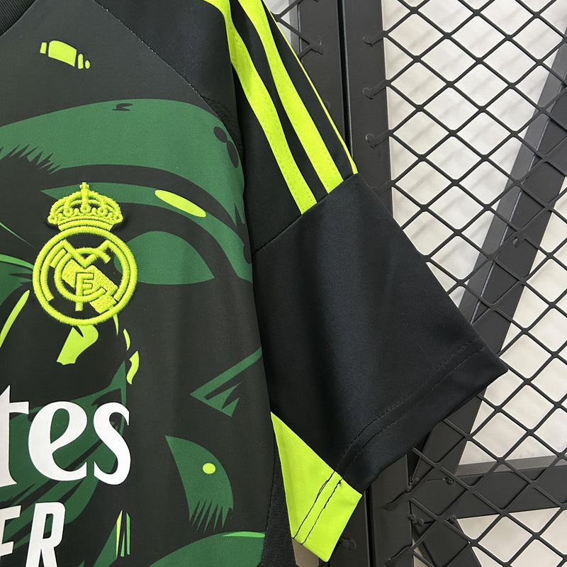 REAL MADRID EDICIÓN LIMITADA GREE AND BLACK 24/25 HOMBRE